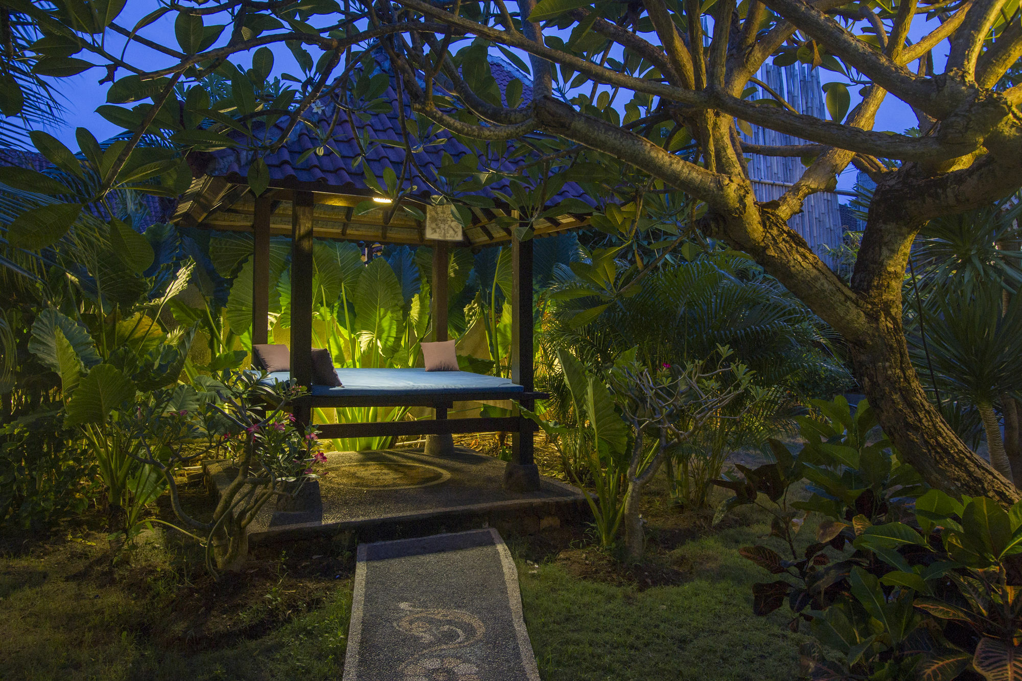 Warisan Villa By Reccoma Lembongan Buitenkant foto