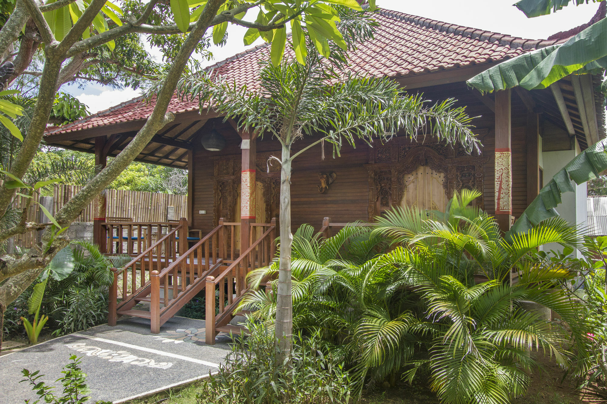 Warisan Villa By Reccoma Lembongan Buitenkant foto